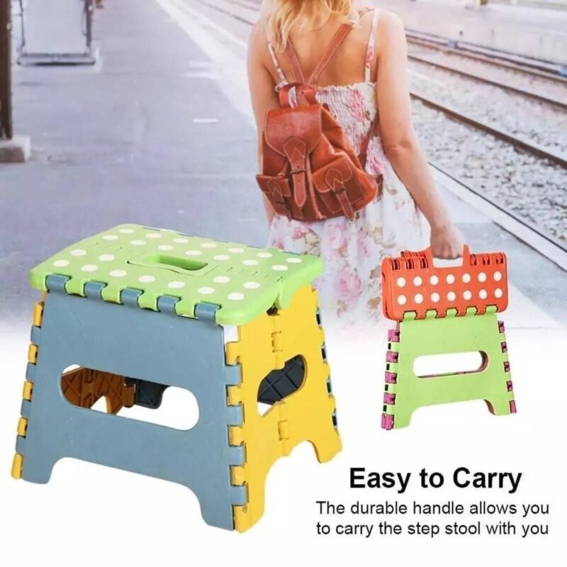 Non-slip folding step stool for bathroom