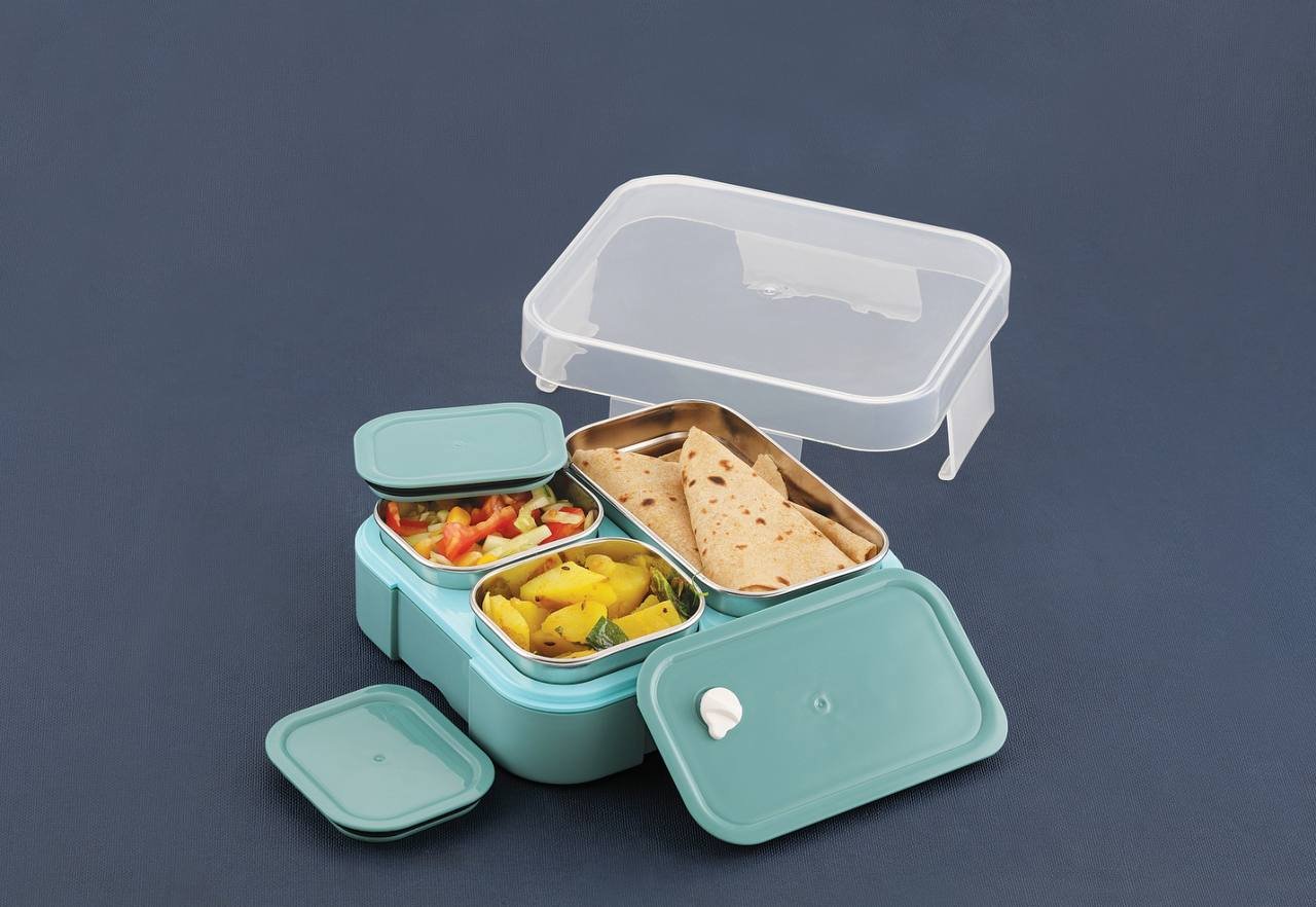 Crunch Time Insulated Lunch Bag Leakproof Thermal Tote for Office, School & Travel Crunch Time insulated lunch bag with thermal lining, leakproof design, and spacious storage for meals and drinks